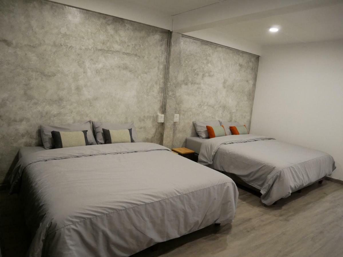 Np House Pratunam Bangkok Kültér fotó