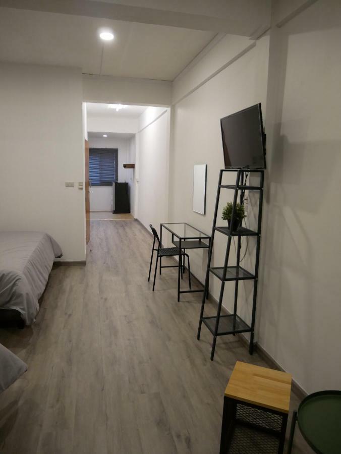 Np House Pratunam Bangkok Kültér fotó