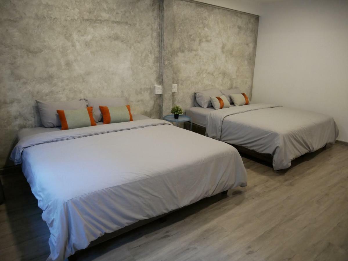 Np House Pratunam Bangkok Kültér fotó