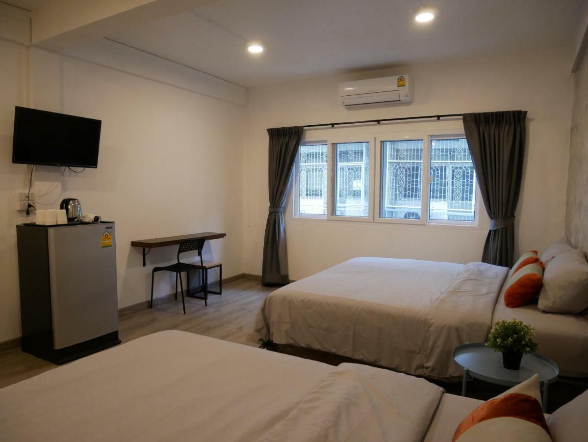 Np House Pratunam Bangkok Kültér fotó