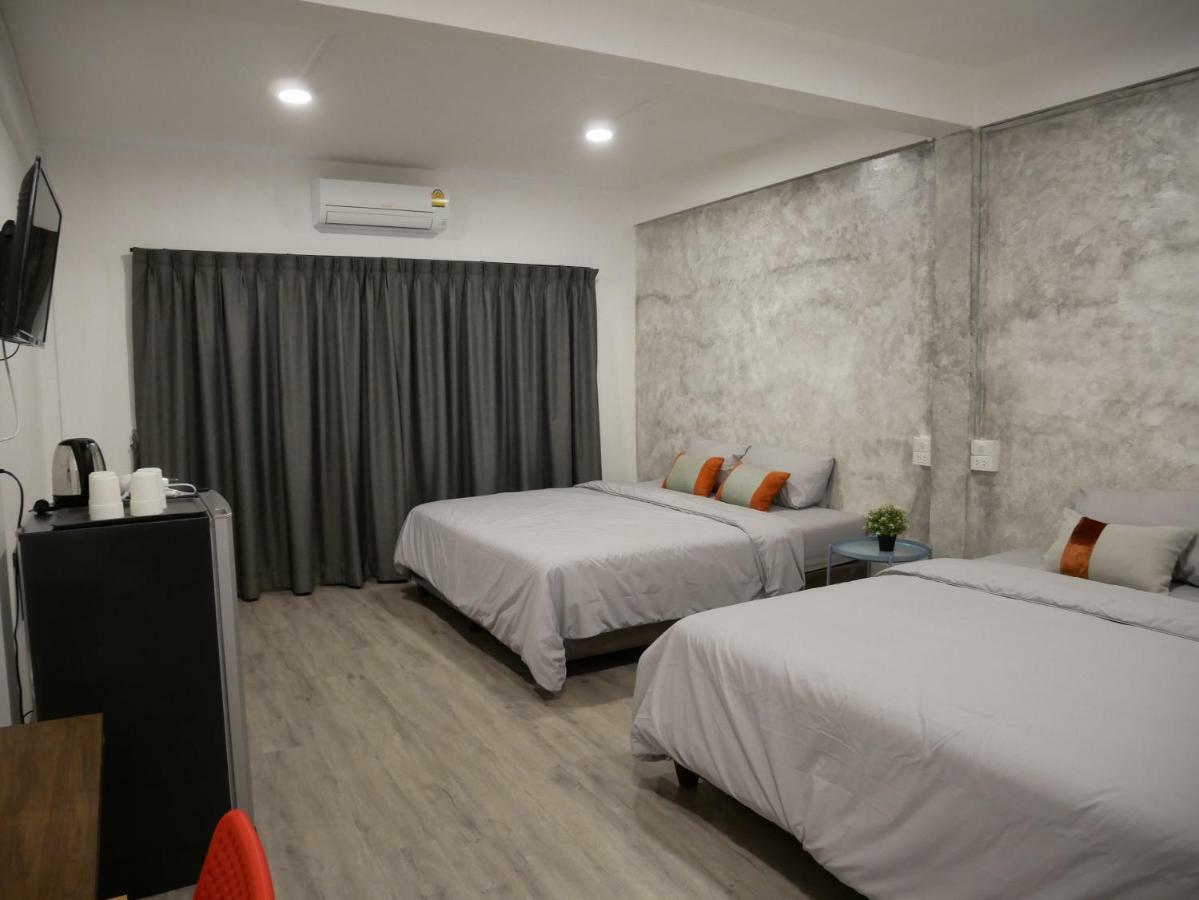 Np House Pratunam Bangkok Kültér fotó